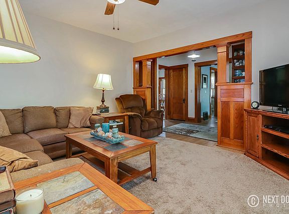 3rd image of 15002 S Des Plaines St