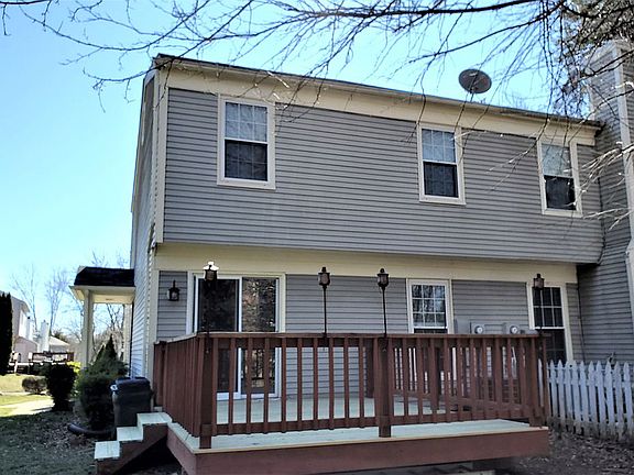 4th image of 15582 Northgate Dr