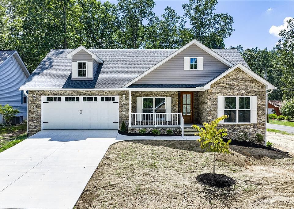 1st image of 145 Lakeside Dr