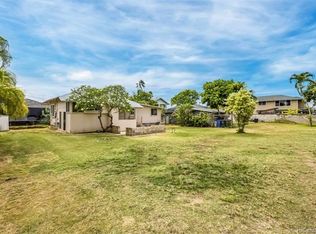 315 Ulupaina St APT B, Kailua, HI 96734