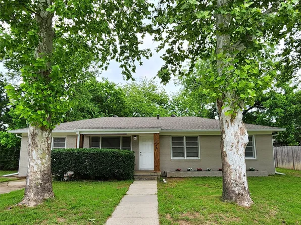 720 S Morris St, Gainesville, TX 76240