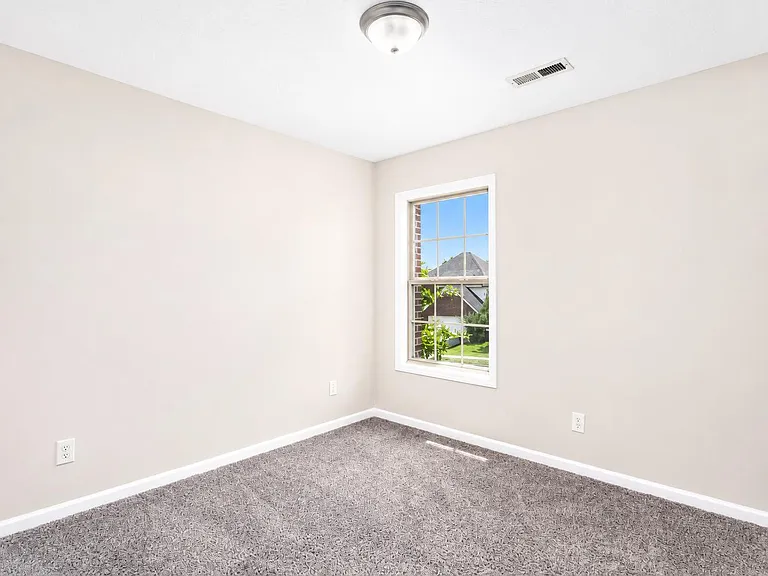 565 Wellington Gardens Dr — Photo 20