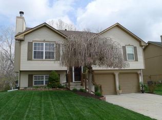 10701 N Booth Ave, Kansas City, MO 64157