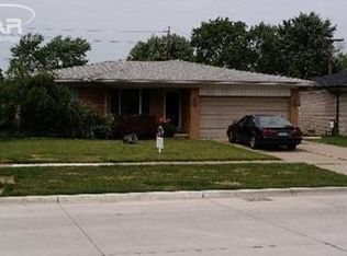 11317 Martin Rd, Warren, MI 48093