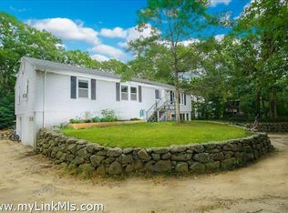 13 Wheelhouse Way, Oak Bluffs, MA 02557