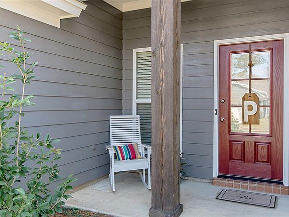 2nd image of 9134 White Poplar Cir