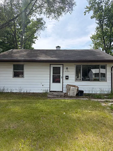 2182 Warrick St Photo 1