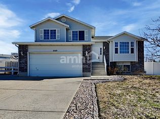2169 W 1520 N, Clinton, UT 84015