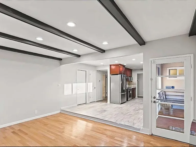 1680 Morrill Ave — Photo 4