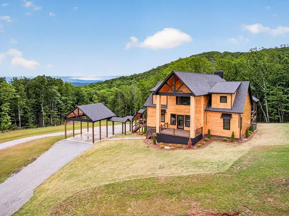 281 High Summit Dr, Talking Rock, GA 30175