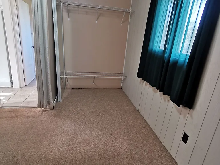 1137 Highway 118 E — Photo 8