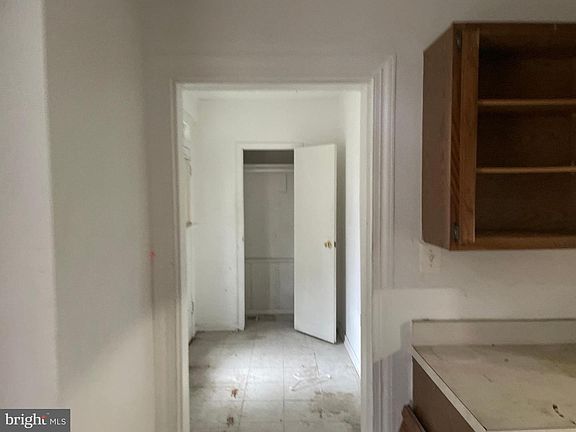 4th image of 4336 Southern Ave SE