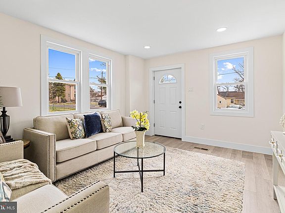 3rd image of 1200 Dana Rd