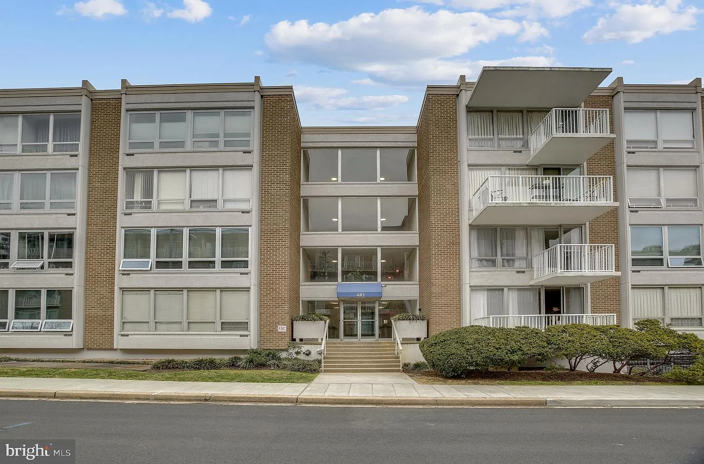 410 O St SW APT 107 photo 1