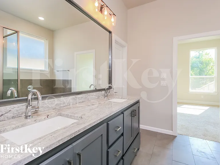 15901 Aparados Way — Photo 9