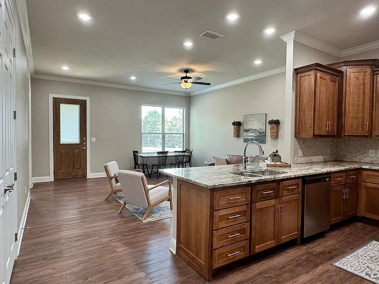 Creekview Estates — Photo 9