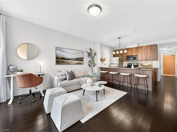 188 King St S #207, Waterloo, ON N2J 0C6