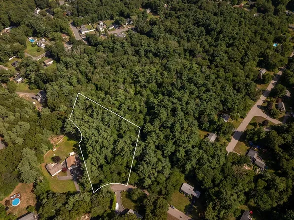 22 Adams Cir, Hanson, MA 02341