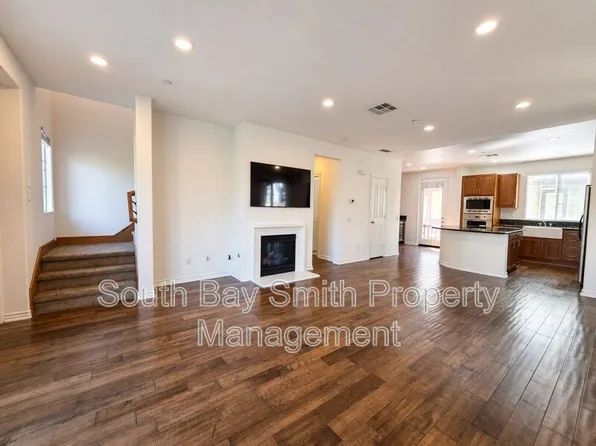 84 Palos Verdes Blvd, Redondo Beach, CA 90277