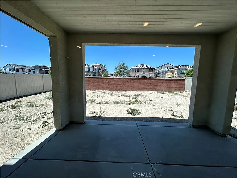 16668 Bristlecone Ave — Photo 30