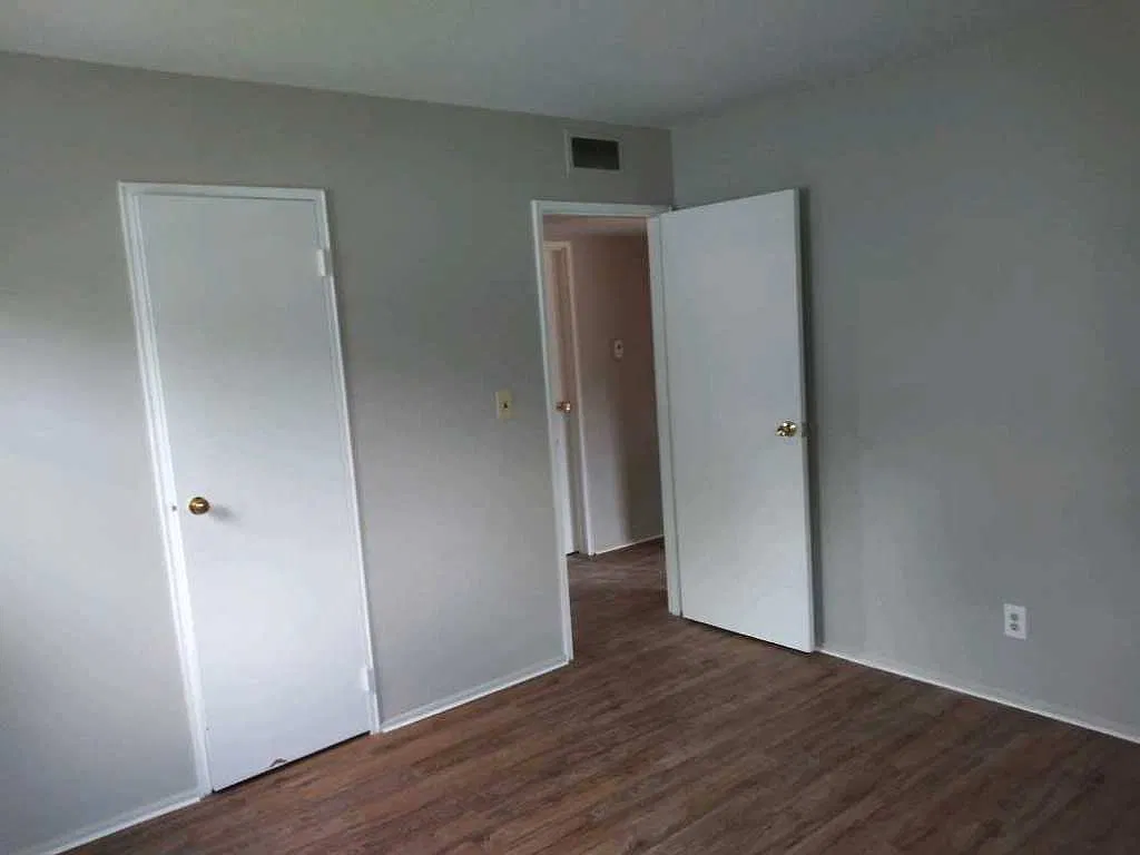 3 bed, 1.5 bath, 1100 sqft, $1,425 — Photo 2
