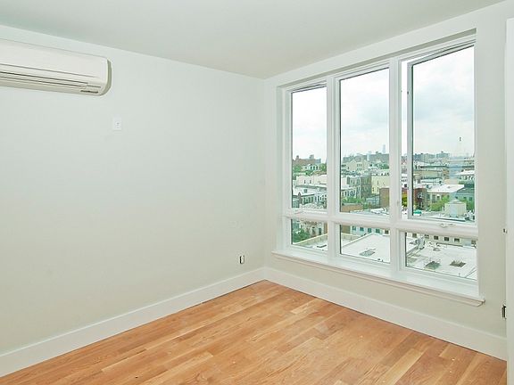 4th image of 1433 Dekalb Ave APT 7A