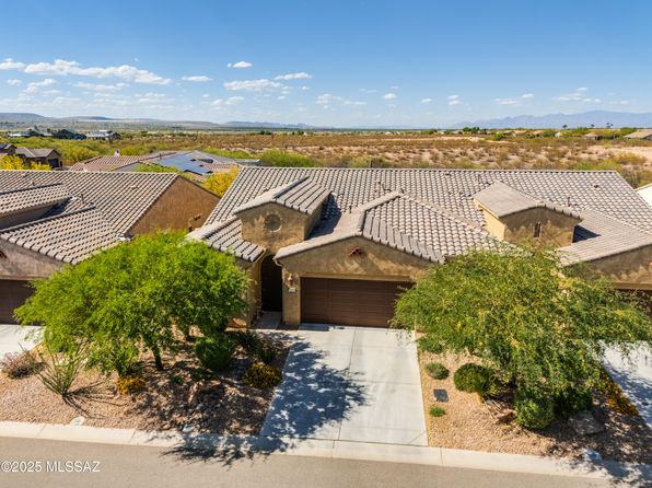 1627 E Horned Lark Dr, Green Valley, AZ 85614