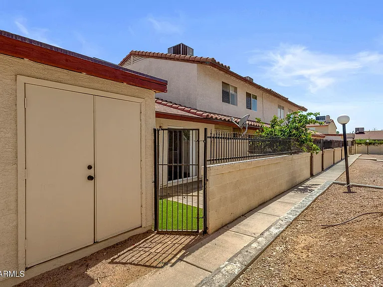 6454 E University Dr #7 — Photo 25