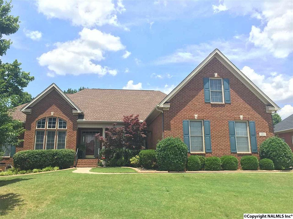 1st image of 131 Vaughnwood Trce