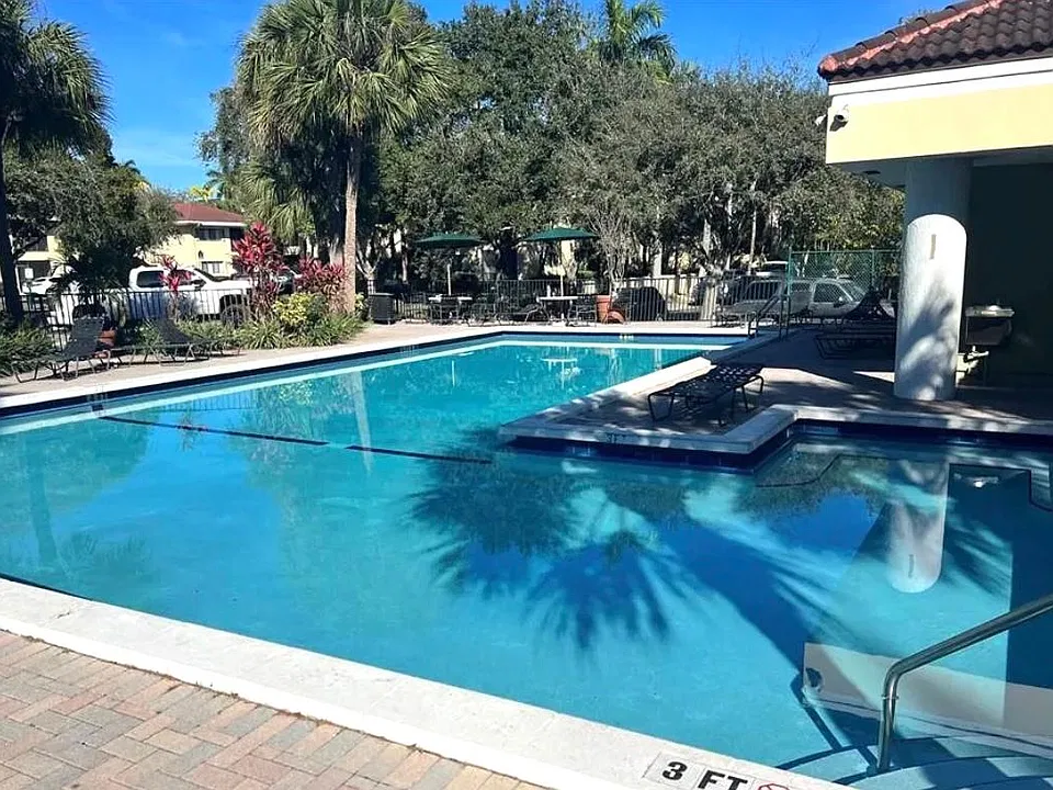 2550 SW 18th Ter #1703