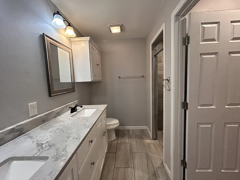 804 N Englewood Ave #B — Photo 8