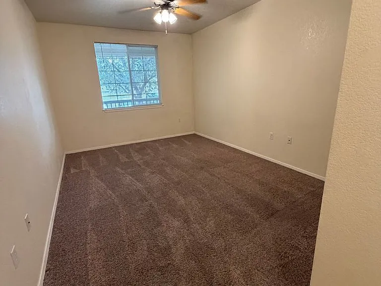 3002 W Elizabeth St #22C — Photo 7