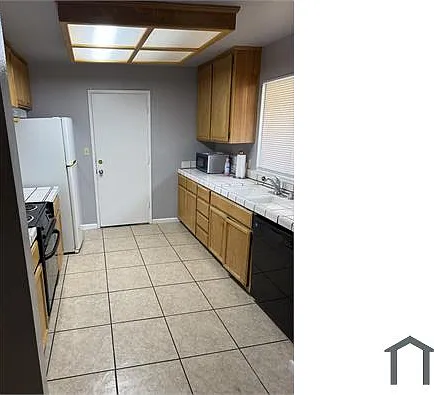 3132 Honey Bee Ct — Photo 1