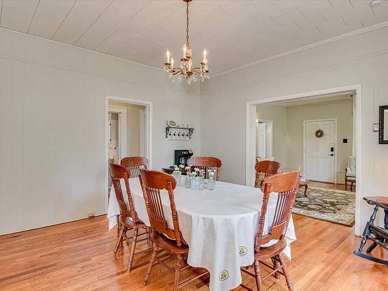 2350 Wrightsboro Rd — Photo 15