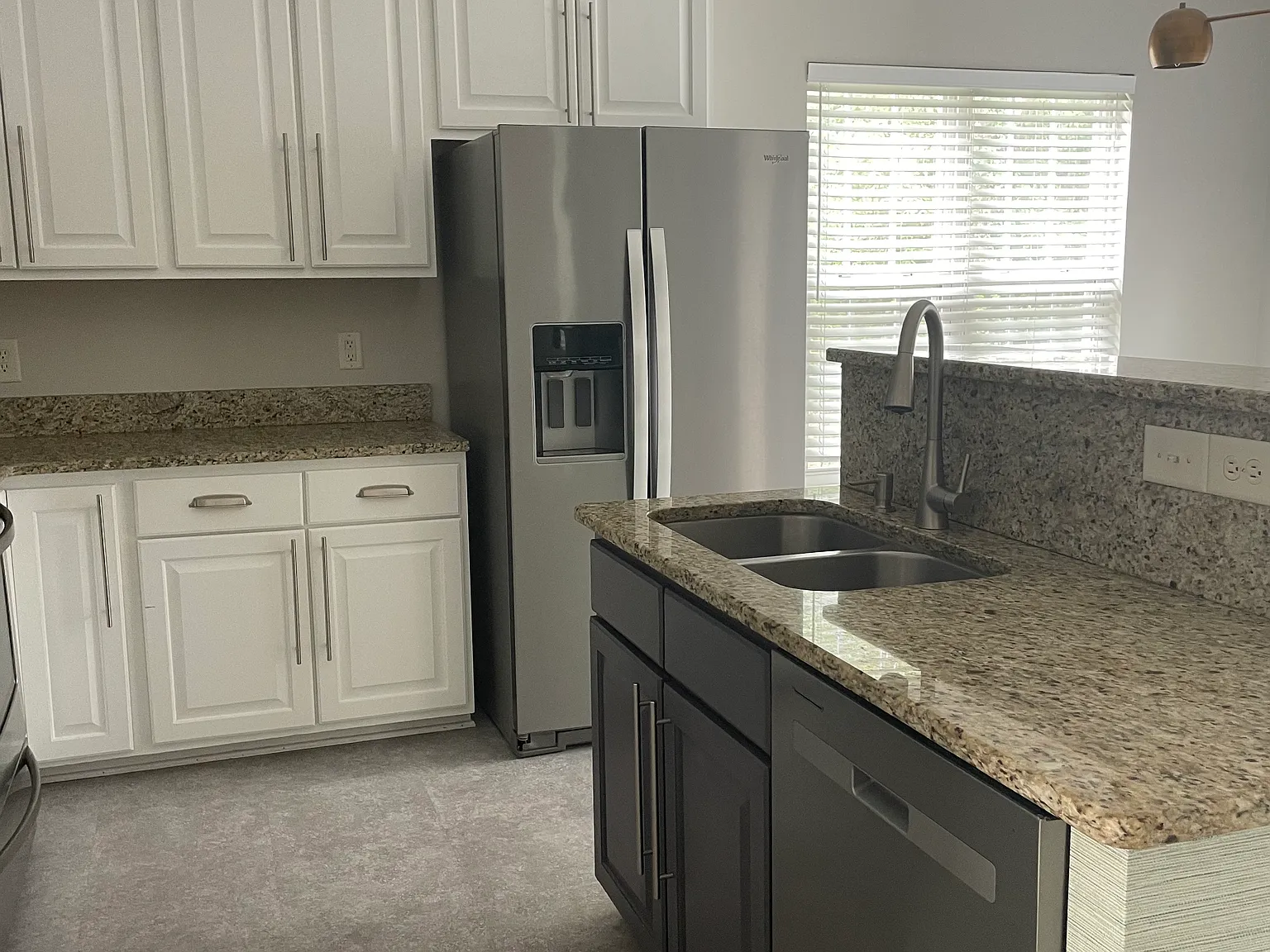 4 bed, 1897 sqft, $2,400 — Photo 4