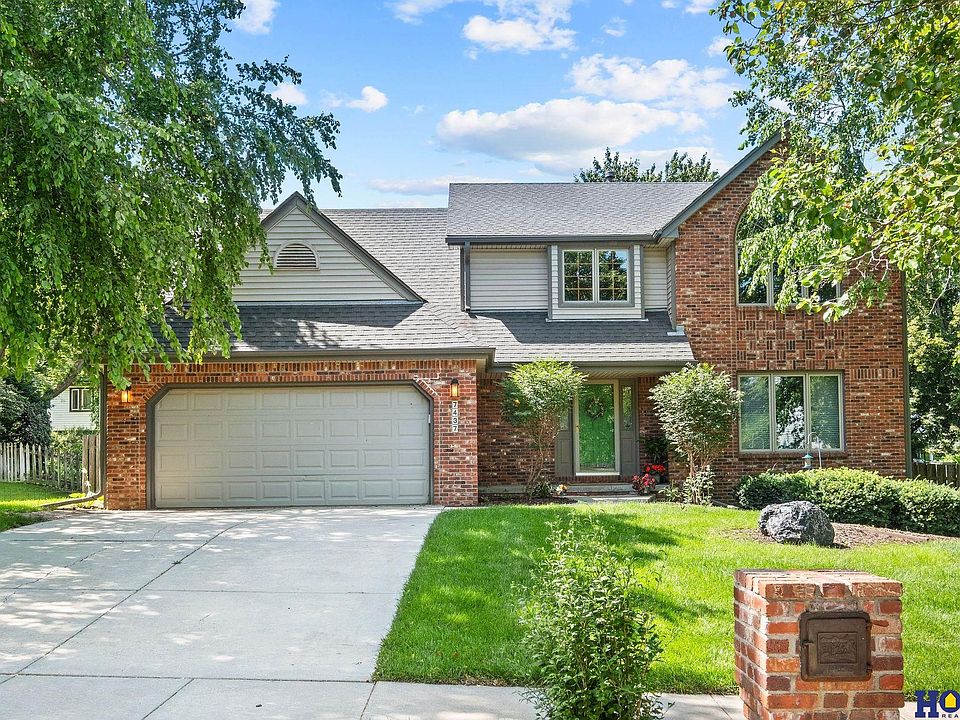 1st image of 7437 Grand Oaks Dr