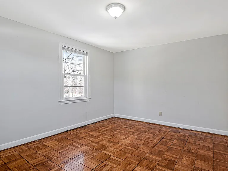 739 N Oakland St — Photo 36