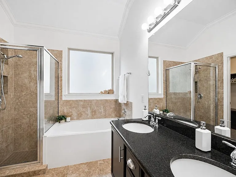 3831 Daintree Park Dr — Photo 16