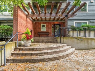 7912 170th Ave NE Unit 204, Redmond, WA, 98052