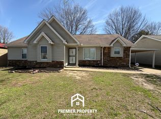 2638 Lakeside Dr, Memphis, TN 38133