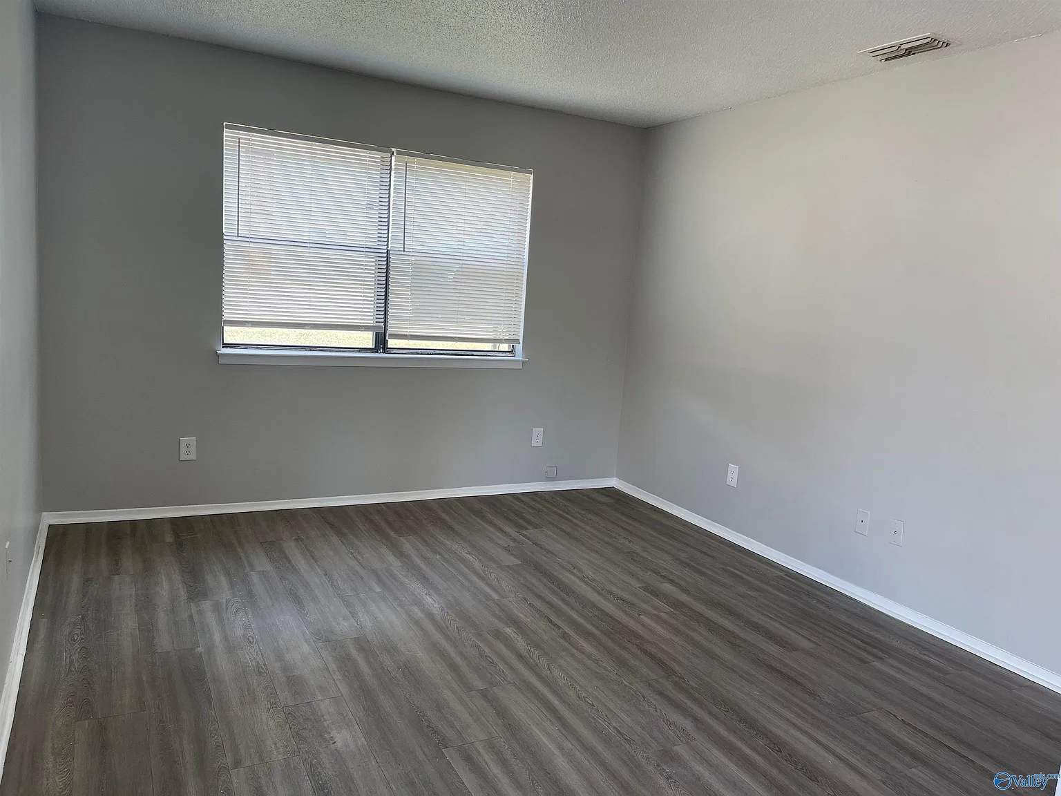 2 bed, 2.0 bath, 875 sqft, $1,080 — Photo 3