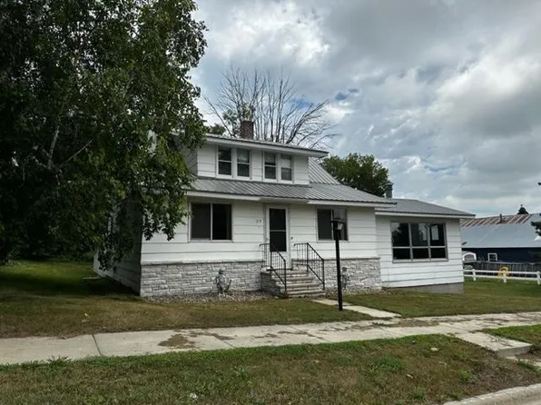 214 State St NW, Evansville, MN 56326