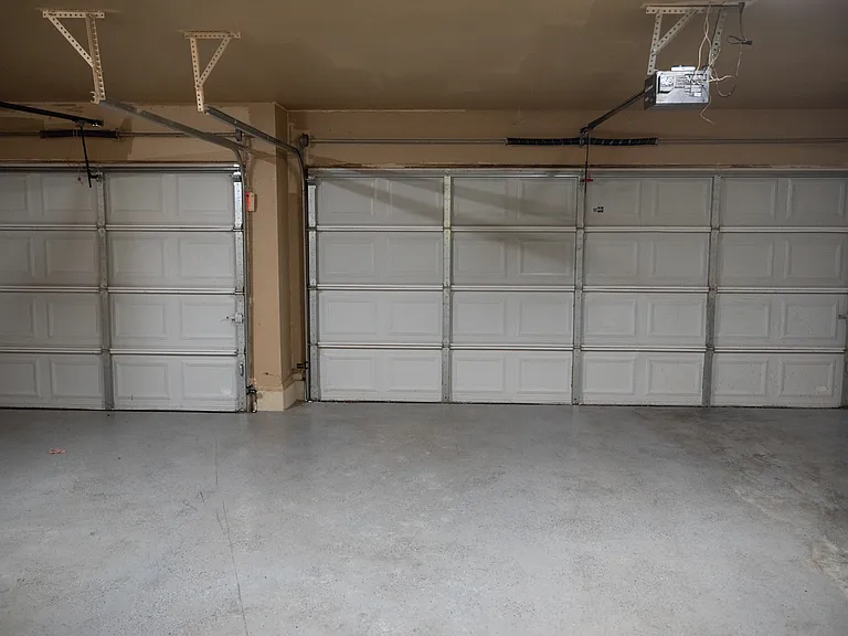8328 S Gardenia Ave — Photo 32