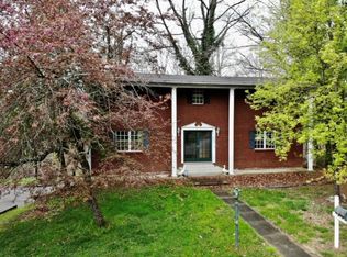 4825 Richardson Rd, Ashland, KY 41101
