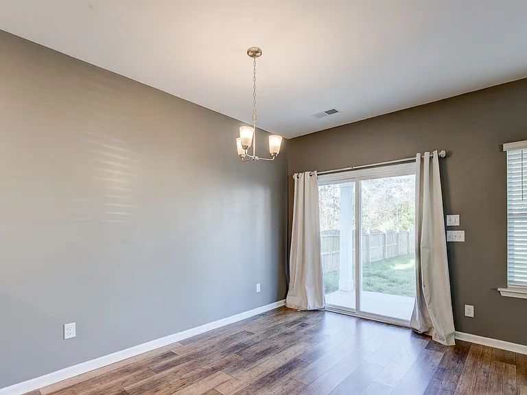416 Sandfarm Trl — Photo 23