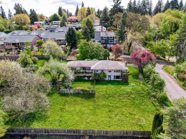 14180 SW 103rd Ave, Tigard, OR 97224