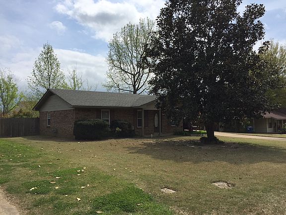 2nd image of 7400 Northbrook Dr