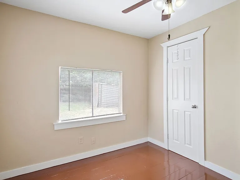 521 S Polaris St — Photo 8