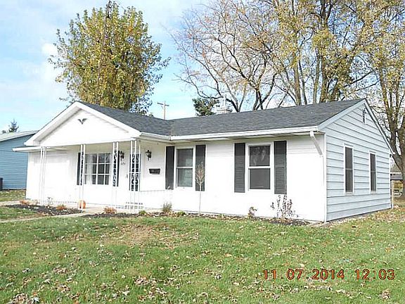 2nd image of 1074 Colonial Dr