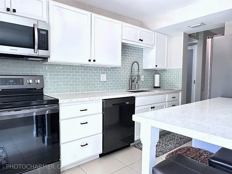 1301 River Reach Dr #201 — Photo 6